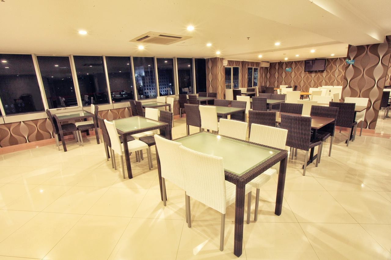 Everyday Smart Hotel - Malang Exterior photo